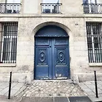 Urban Flat 91 - Beautiful Flat Picasso in Le Marais